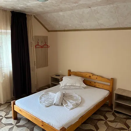 بيت ضيافة Casa Radoi